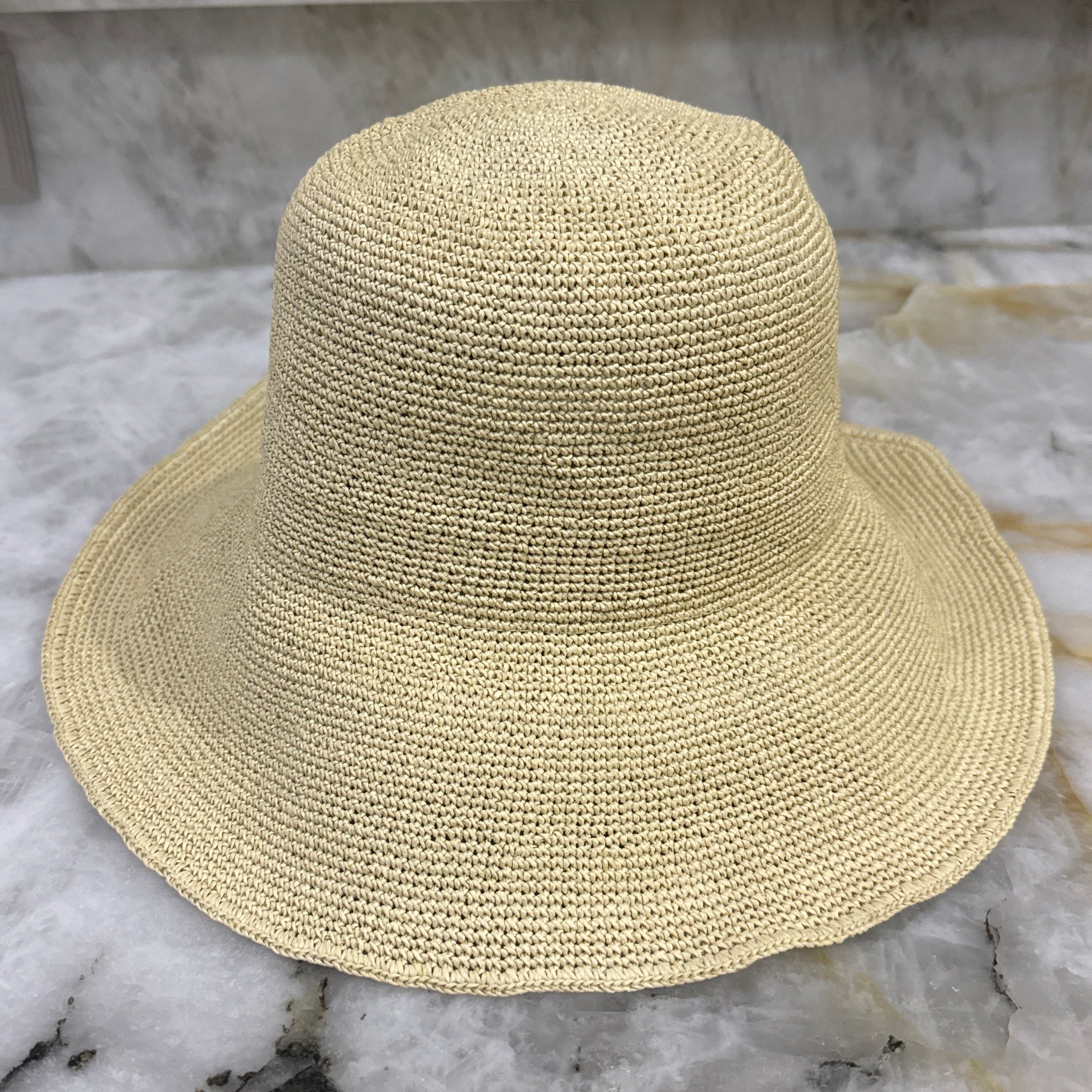 Amira - Bucket Hat