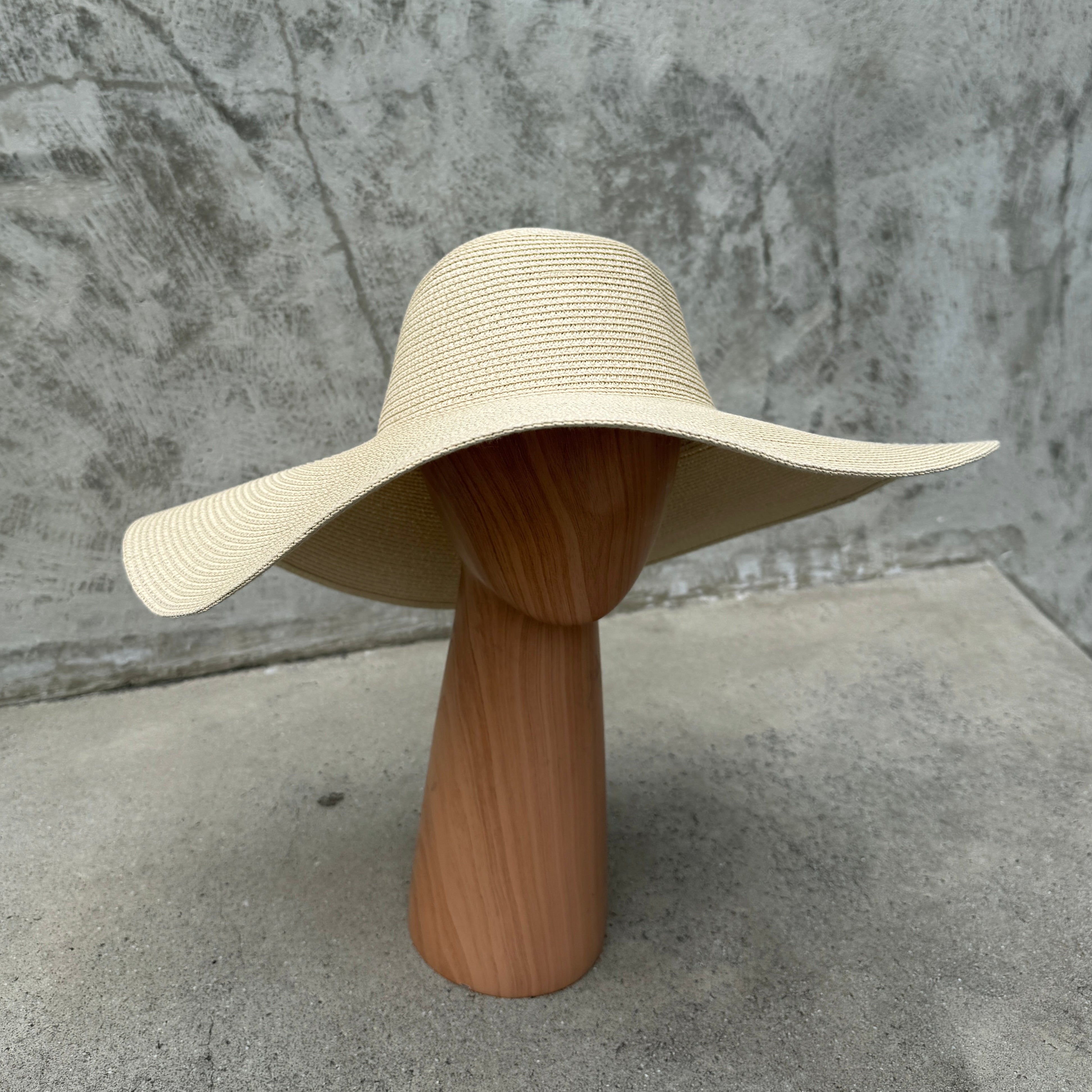 Wide & Floppy Brim Hat