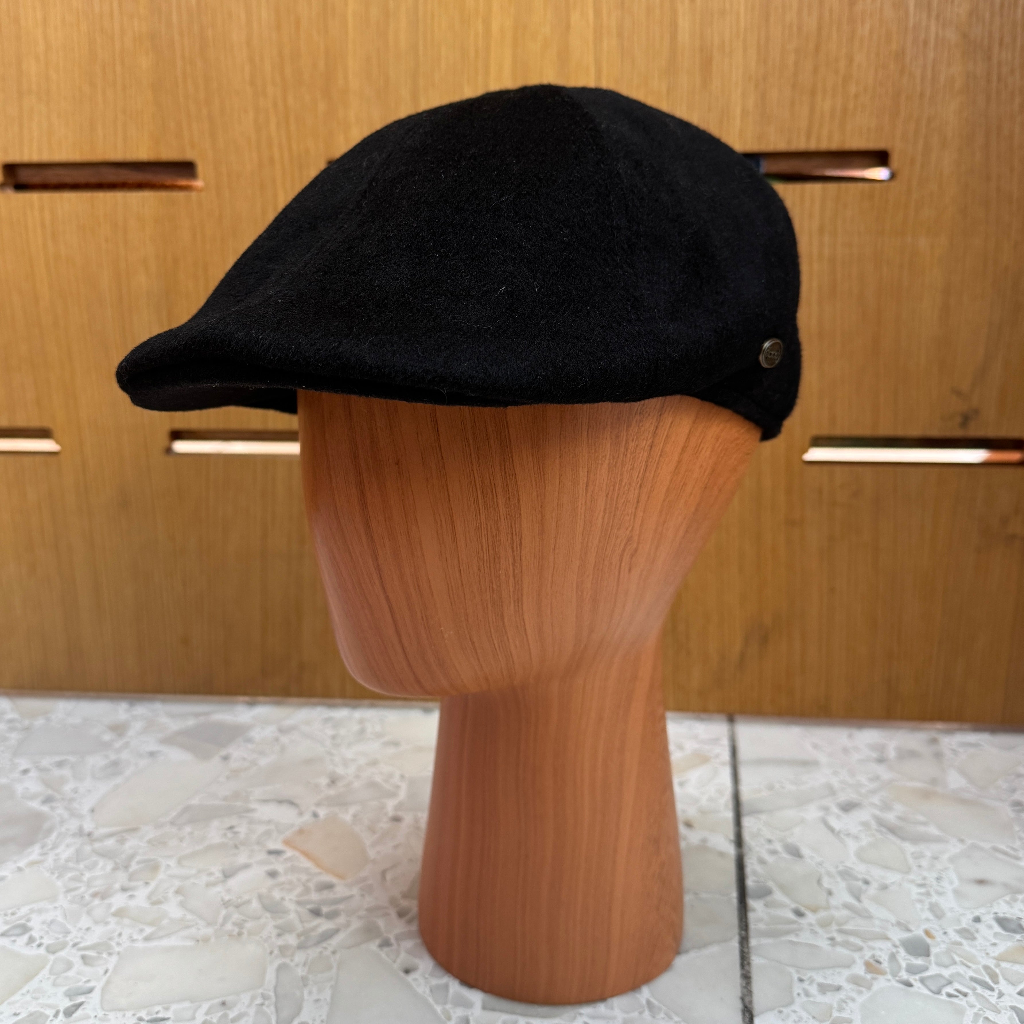 Ivan - Suede Ivy Cap