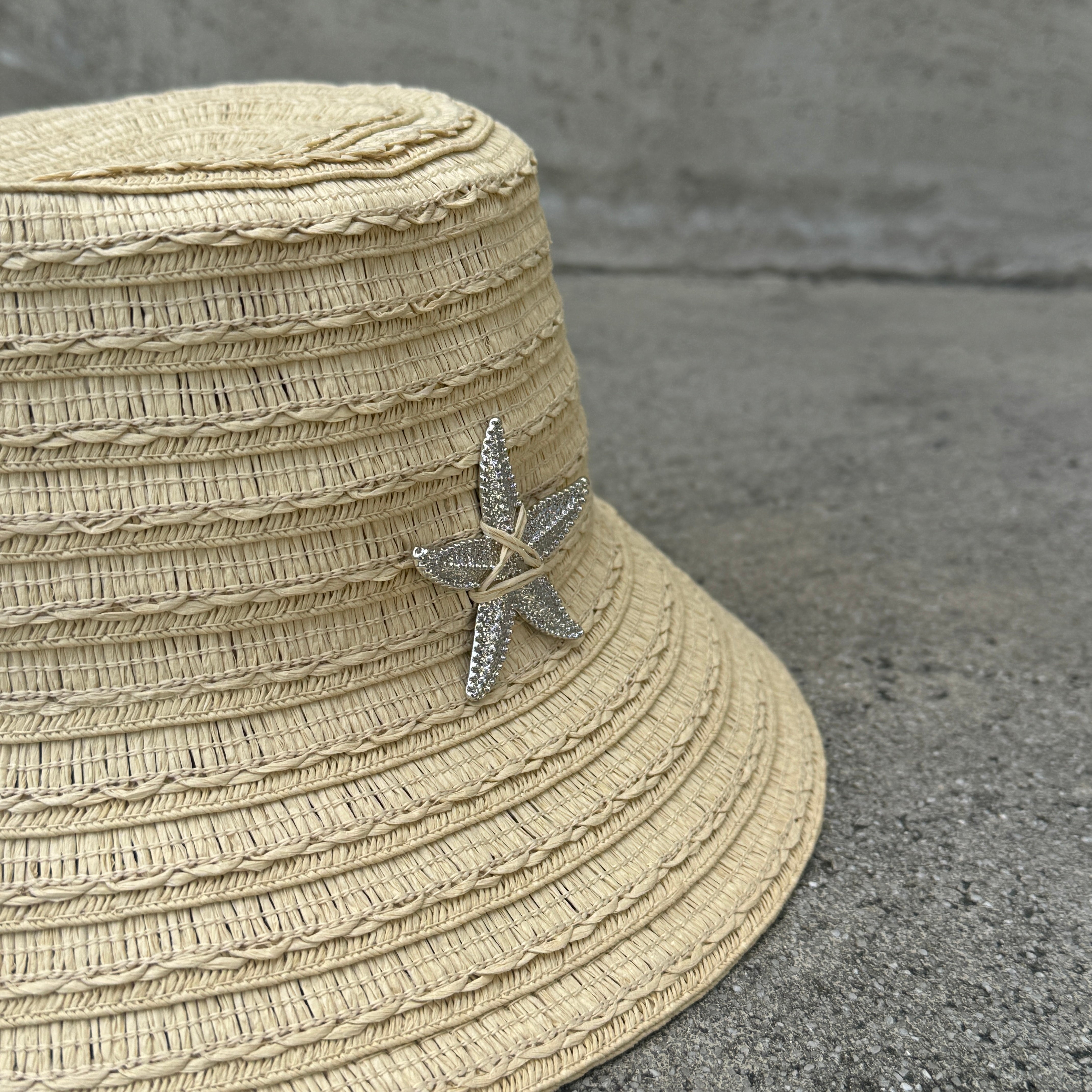 Estrella - Bucket Hat