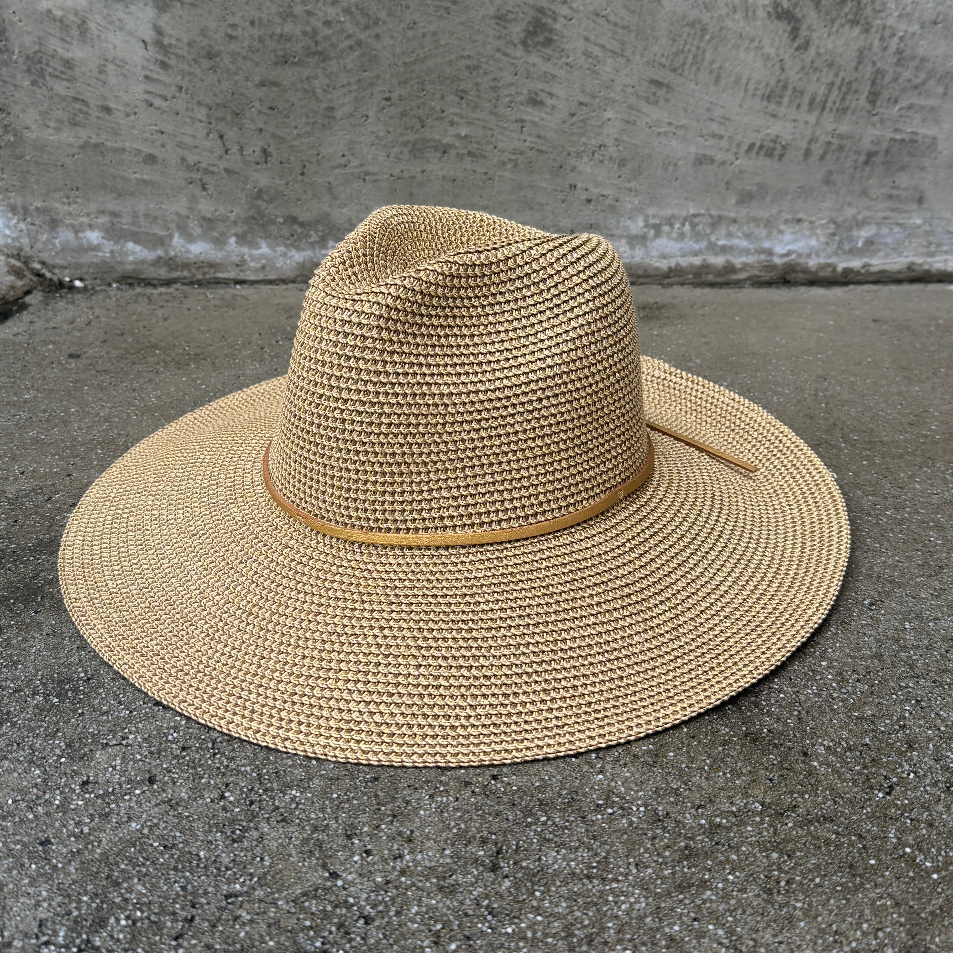 Glitterflare - Wide Brim Hat with Bold Shine