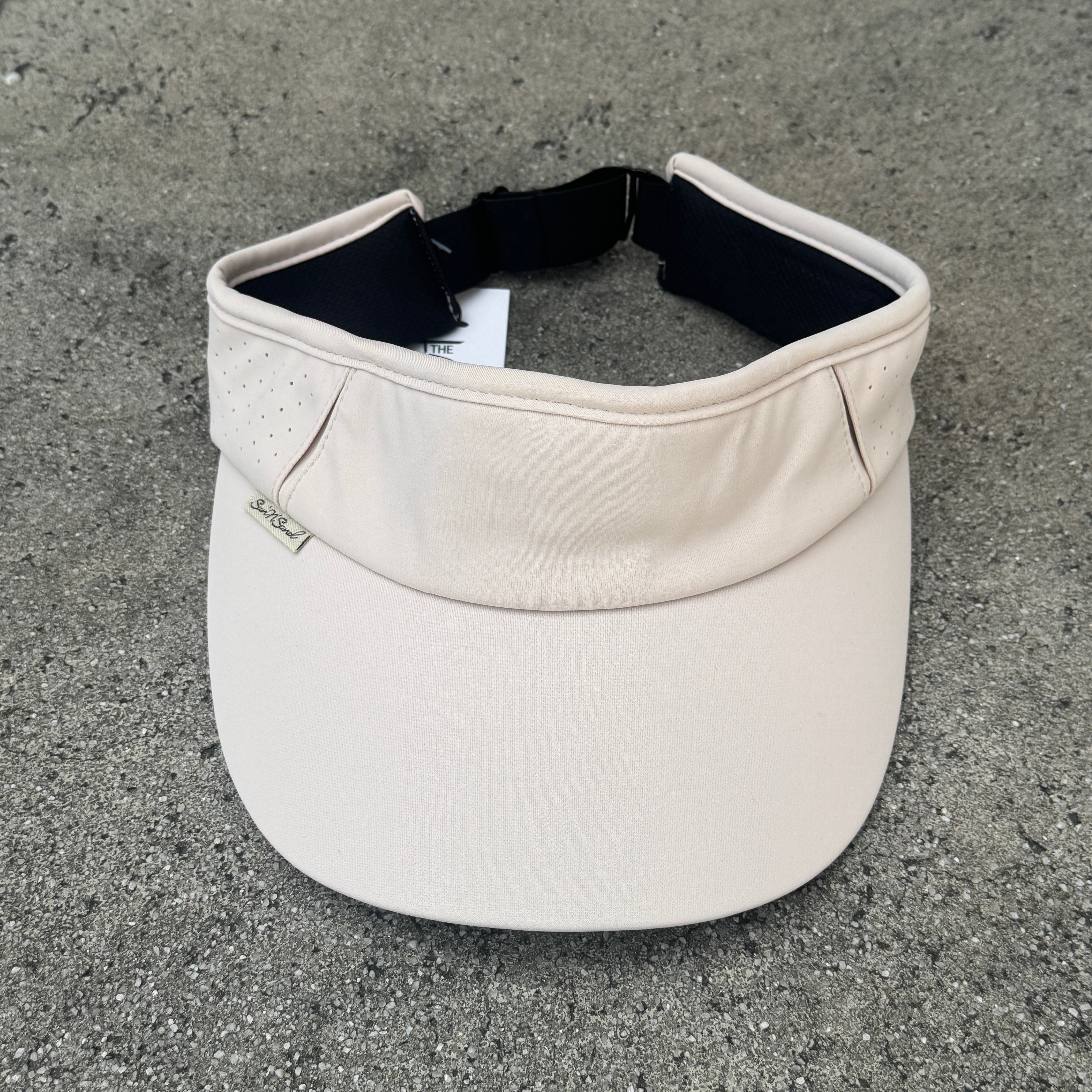 Max Visor - Sunglasses Holder