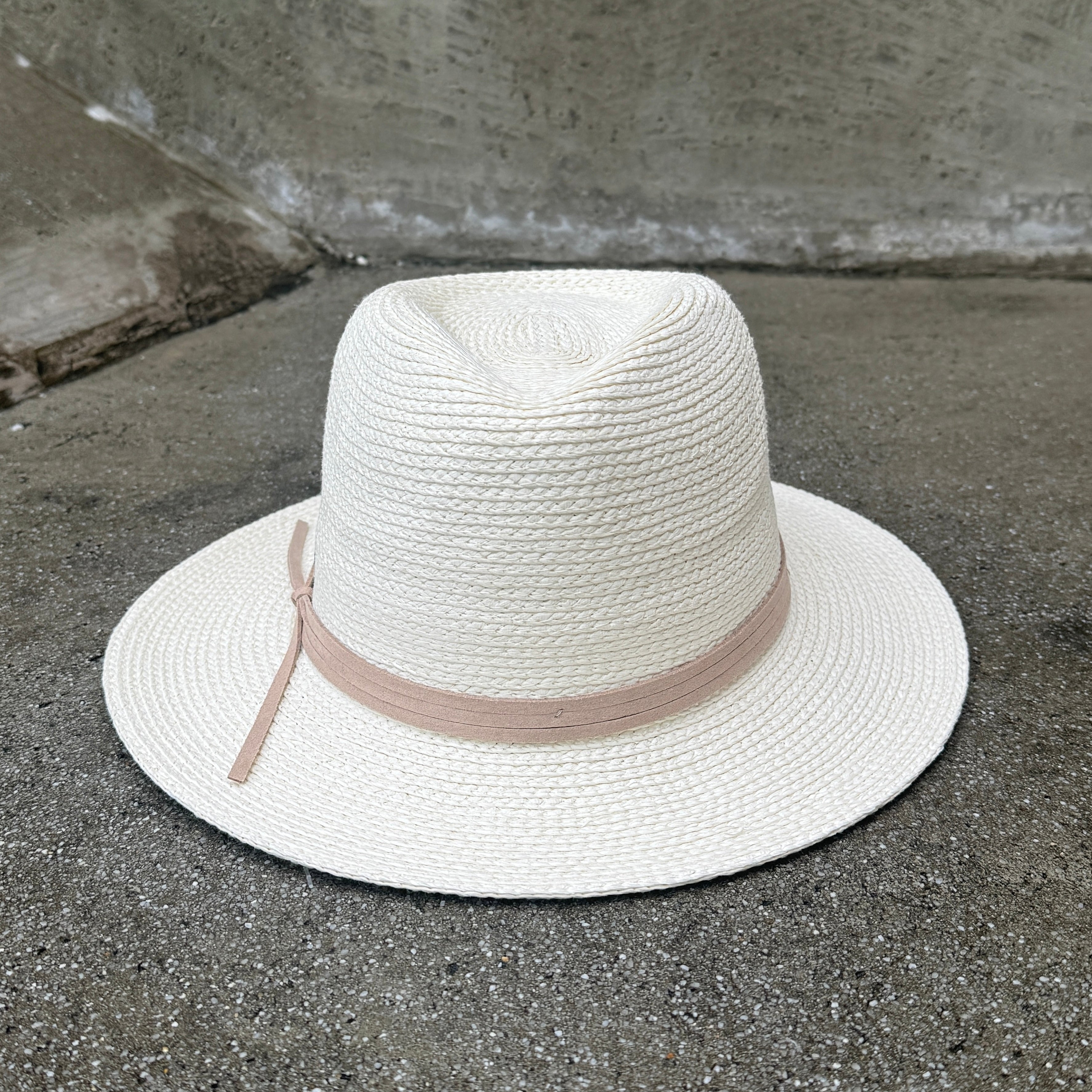 Solea - Panama-style Safari Hat with Knot Band