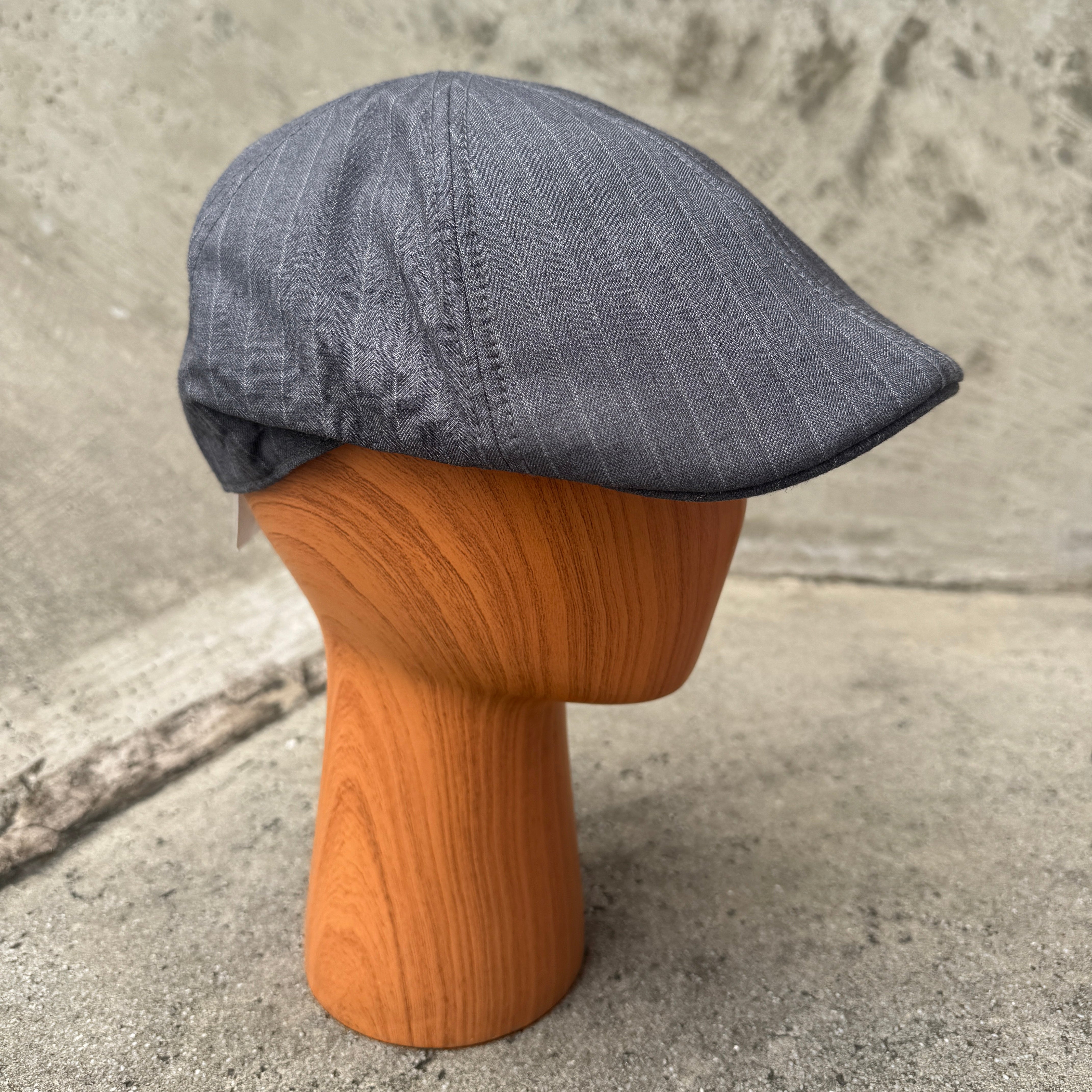 William - Duckbill Ivy Cap
