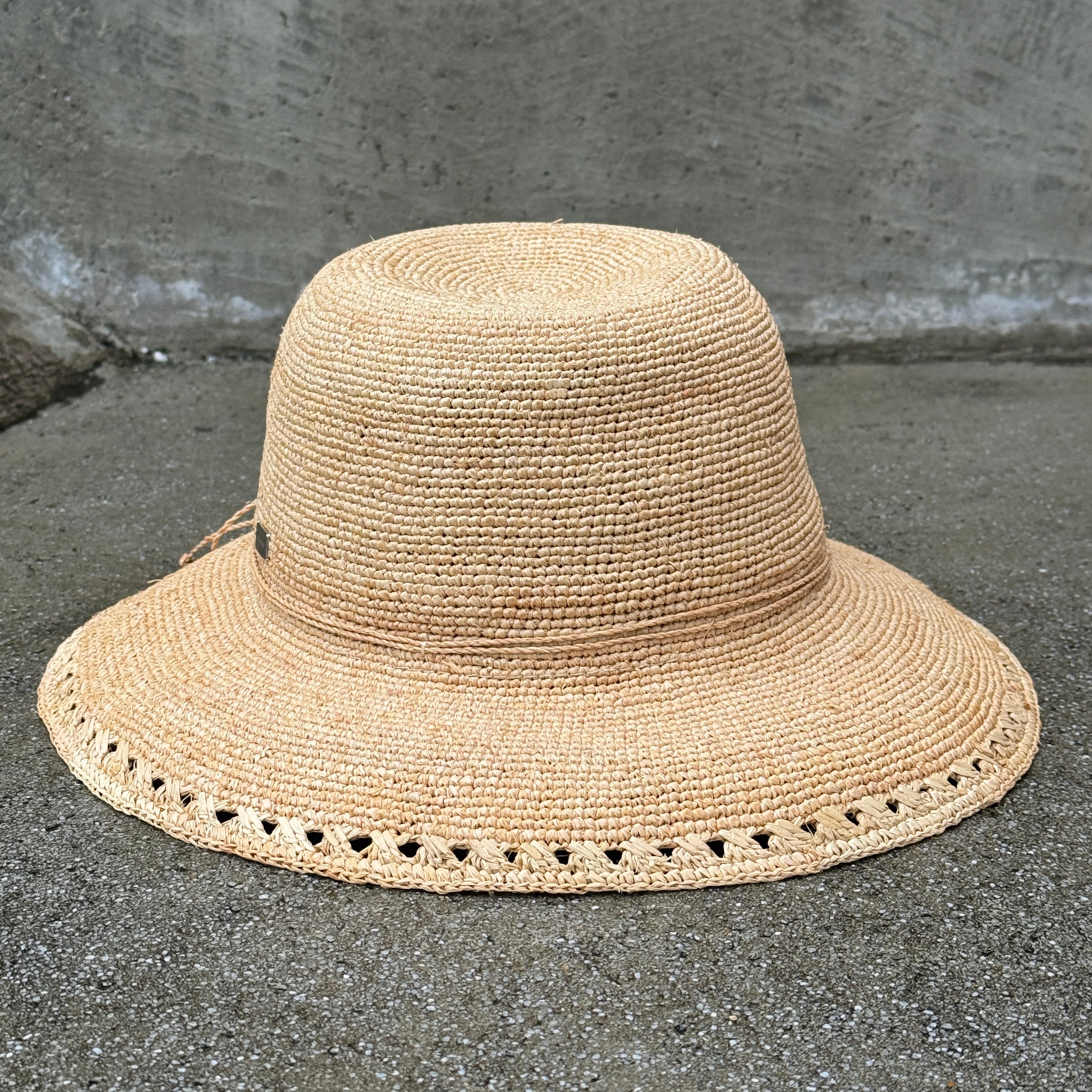 Alba - Premium Raffia Wide-Brimmed Bucket Hat