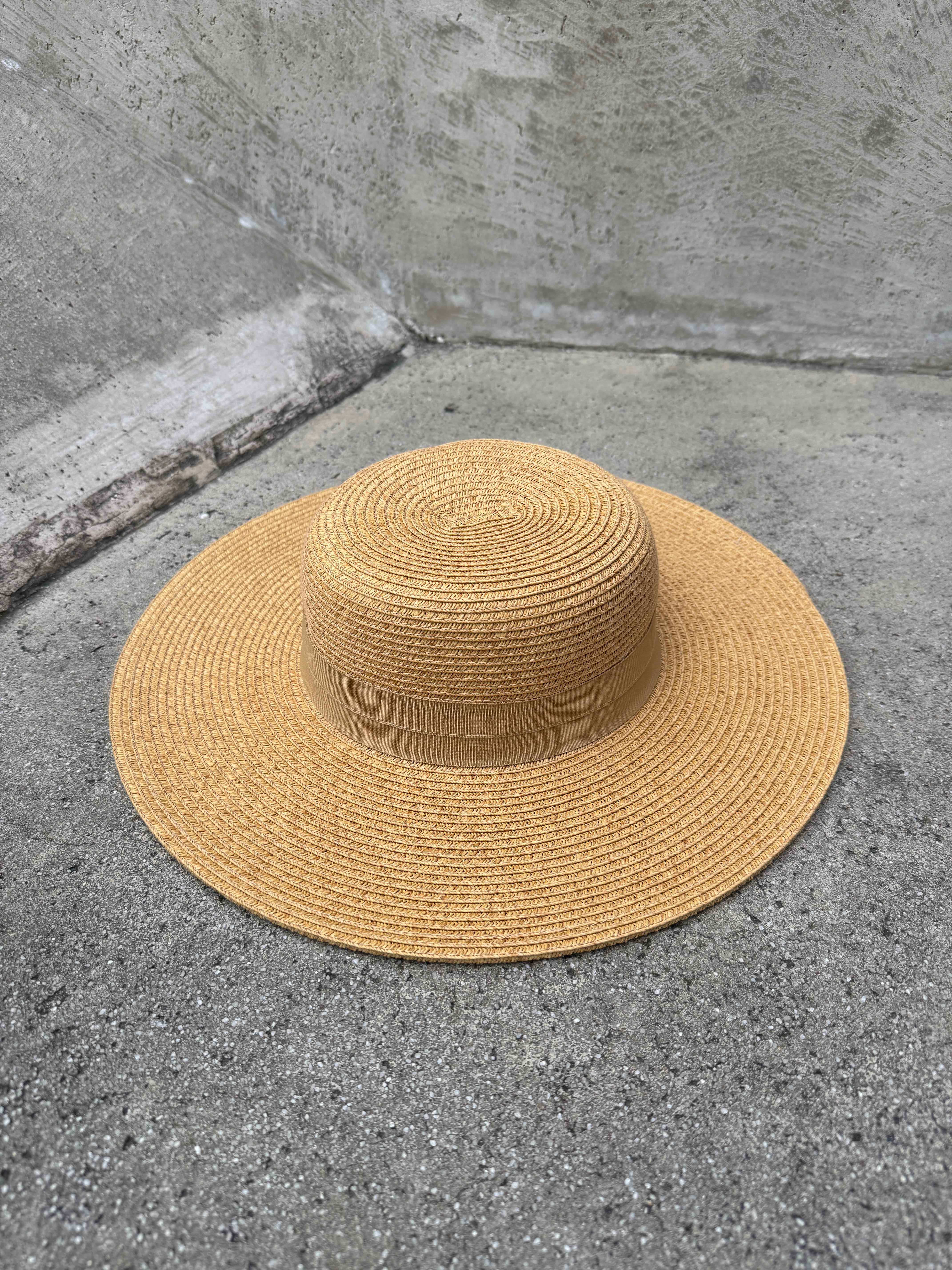 Julieta -  Wide Brim Hat