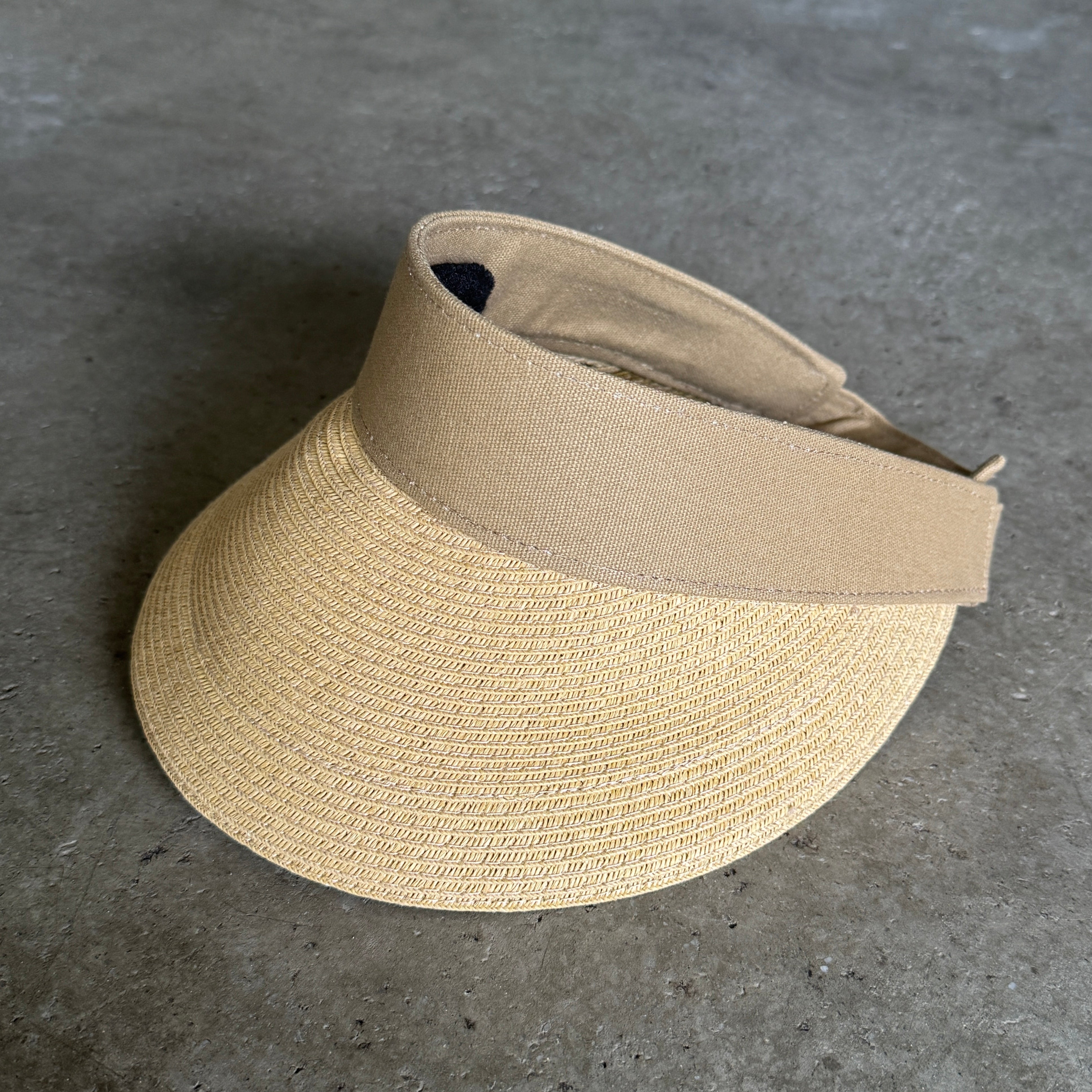 Ilia - Short Brim Visor