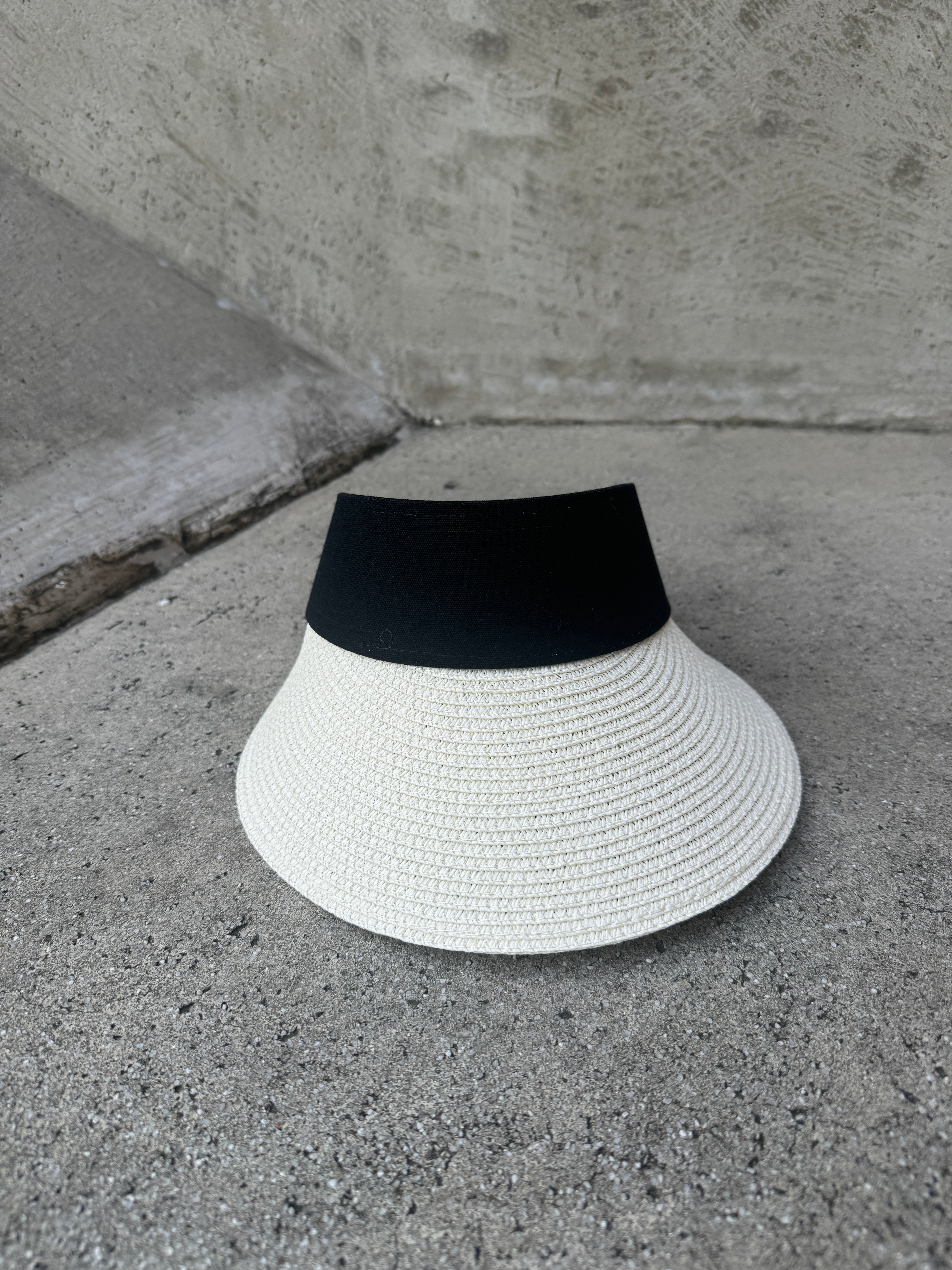 Wide Brim Sun Visor with sweat protección
