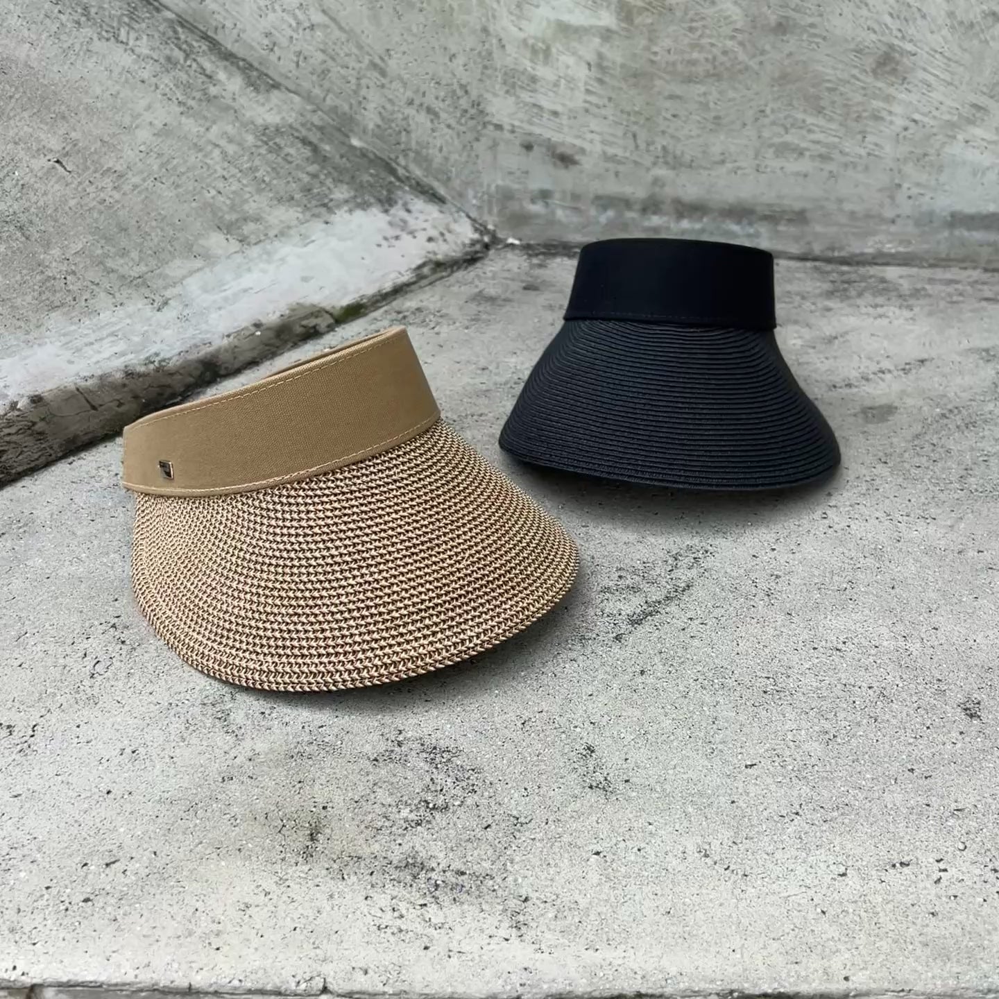 Load video: Nala - Adjustable Velcro Visor - Helga Desing