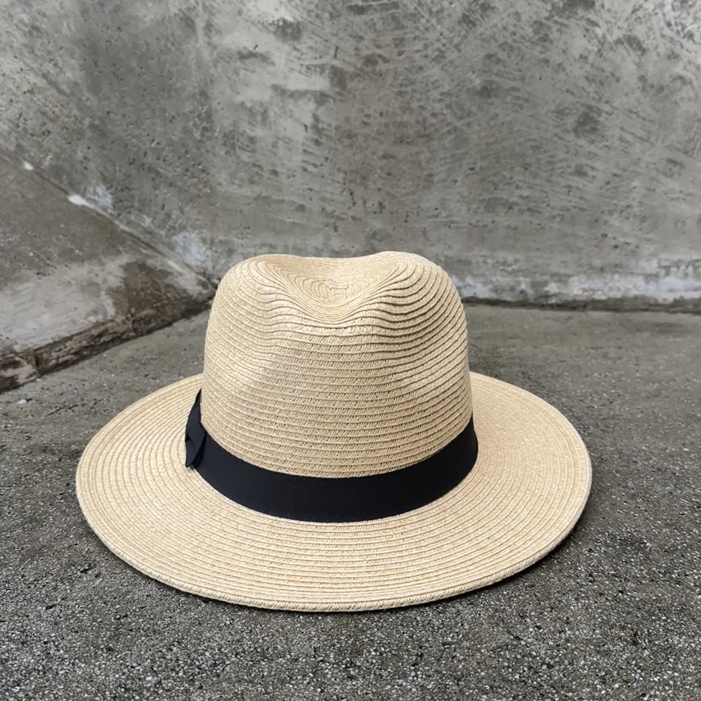 Load video: Bayfront - Foldable Medium Brim Hat