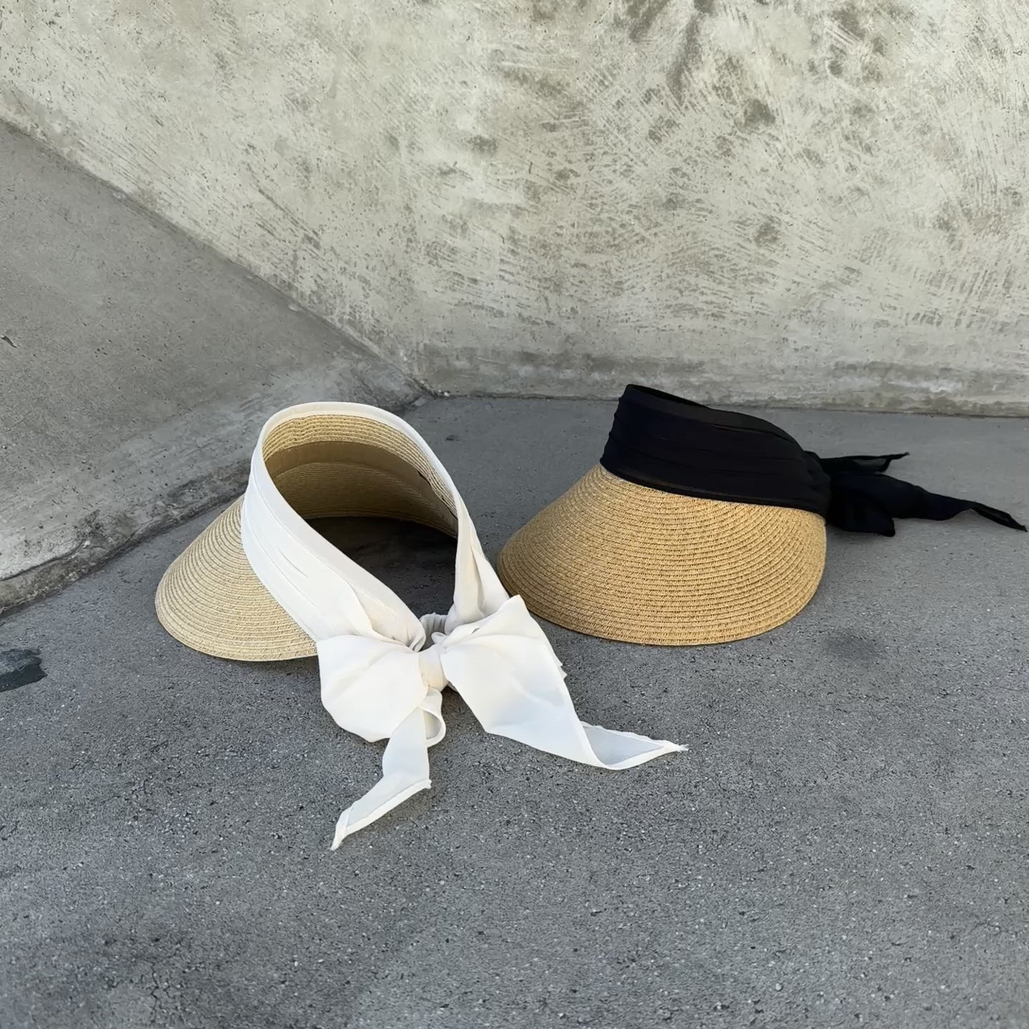 Load video: Vero - Sun Visor with Chiffon Bow