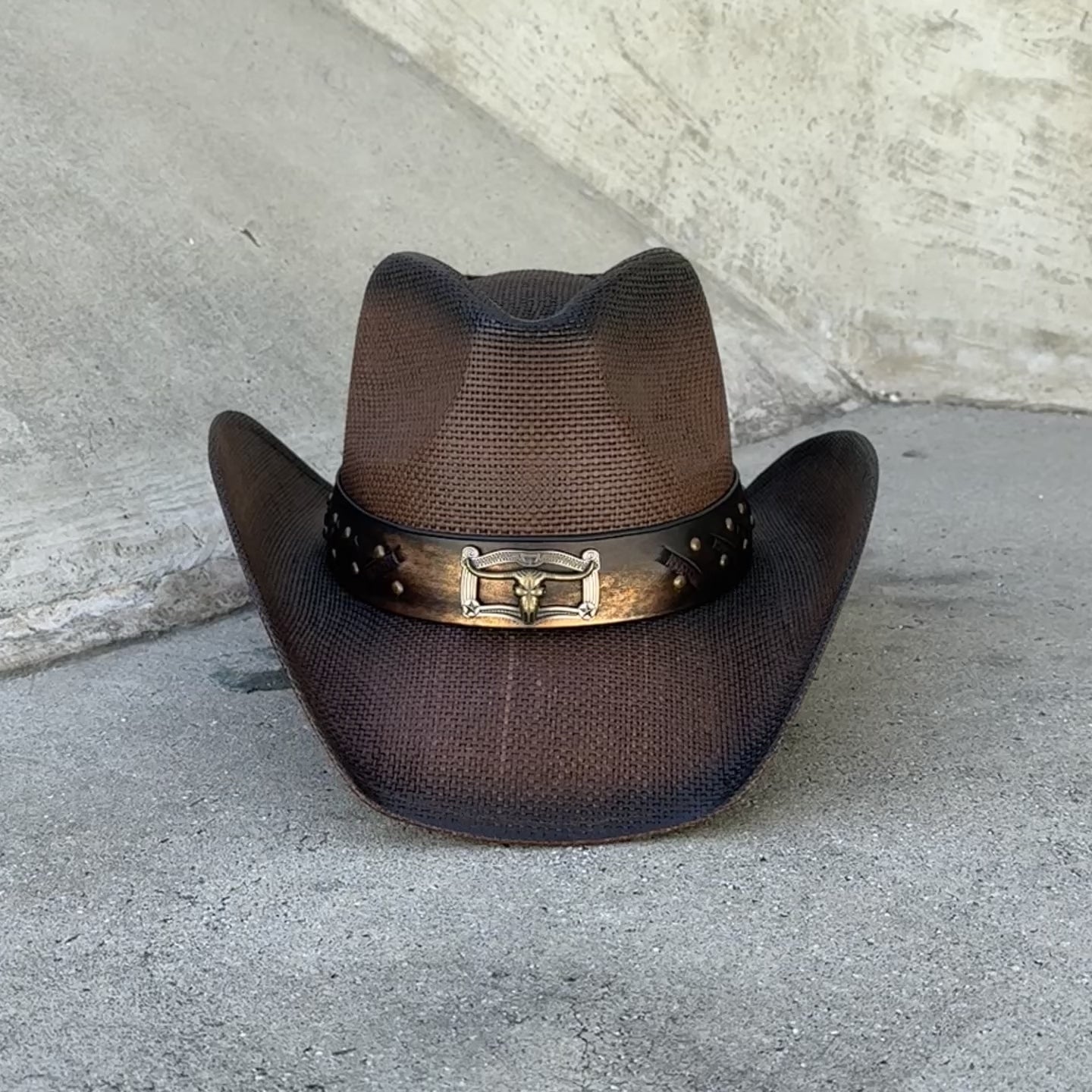Load video: Toro Brown - Bull Trim Cowboy Hat