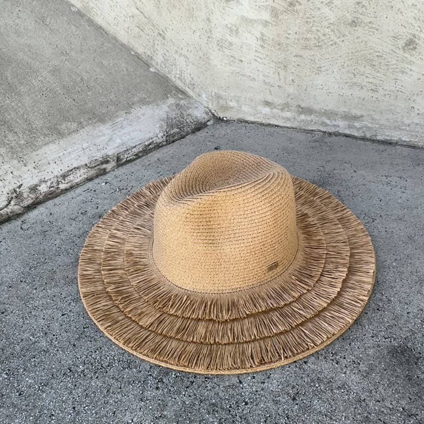 Load video: Sofía - Frayed Wide Brim Hat