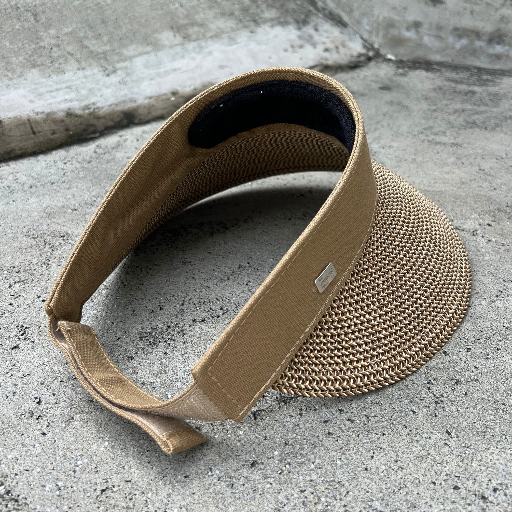 Nala - Adjustable Velcro Visor - Helga Desing
