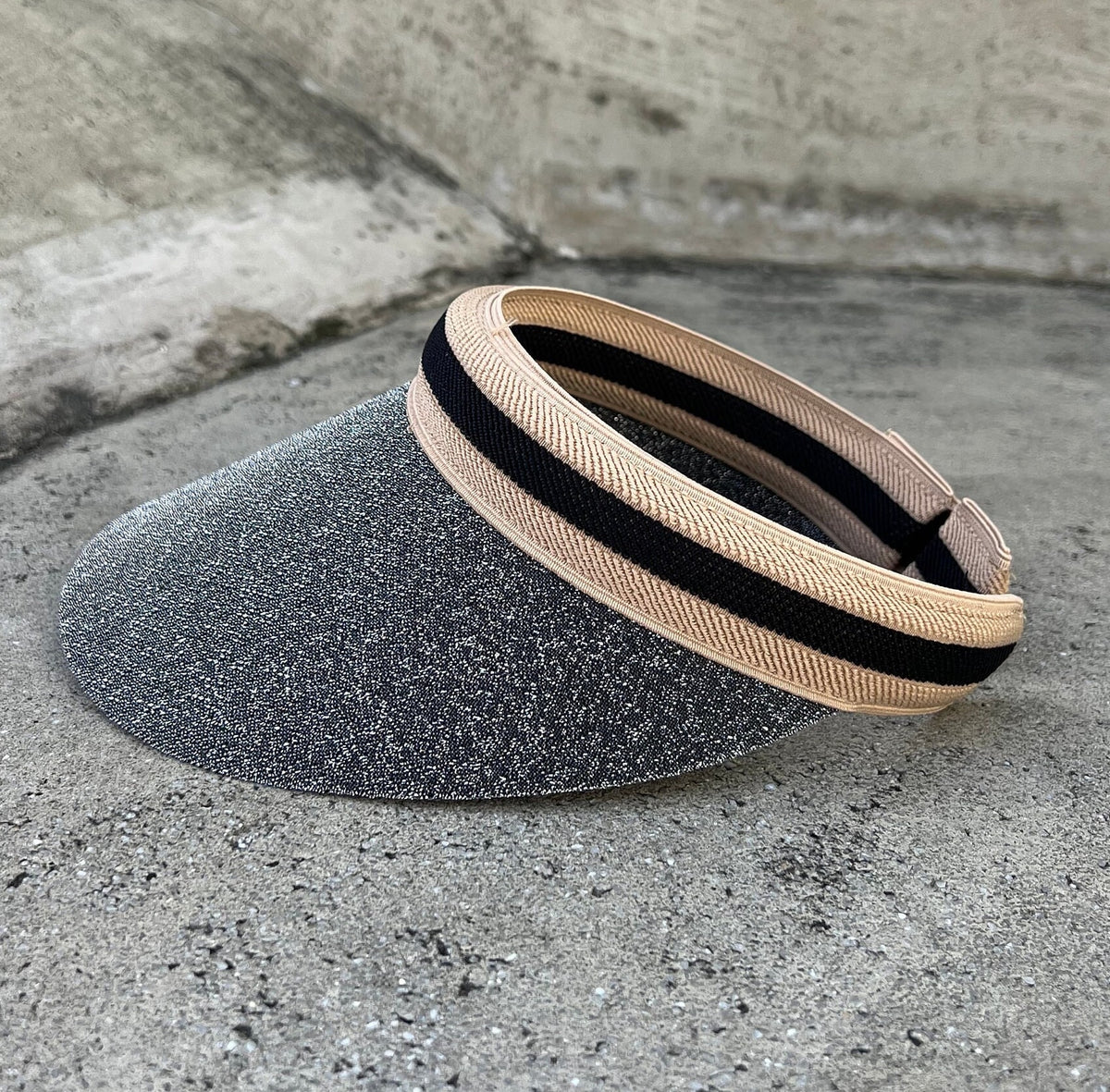 Sya - Shiny Clip-On Visor — product image