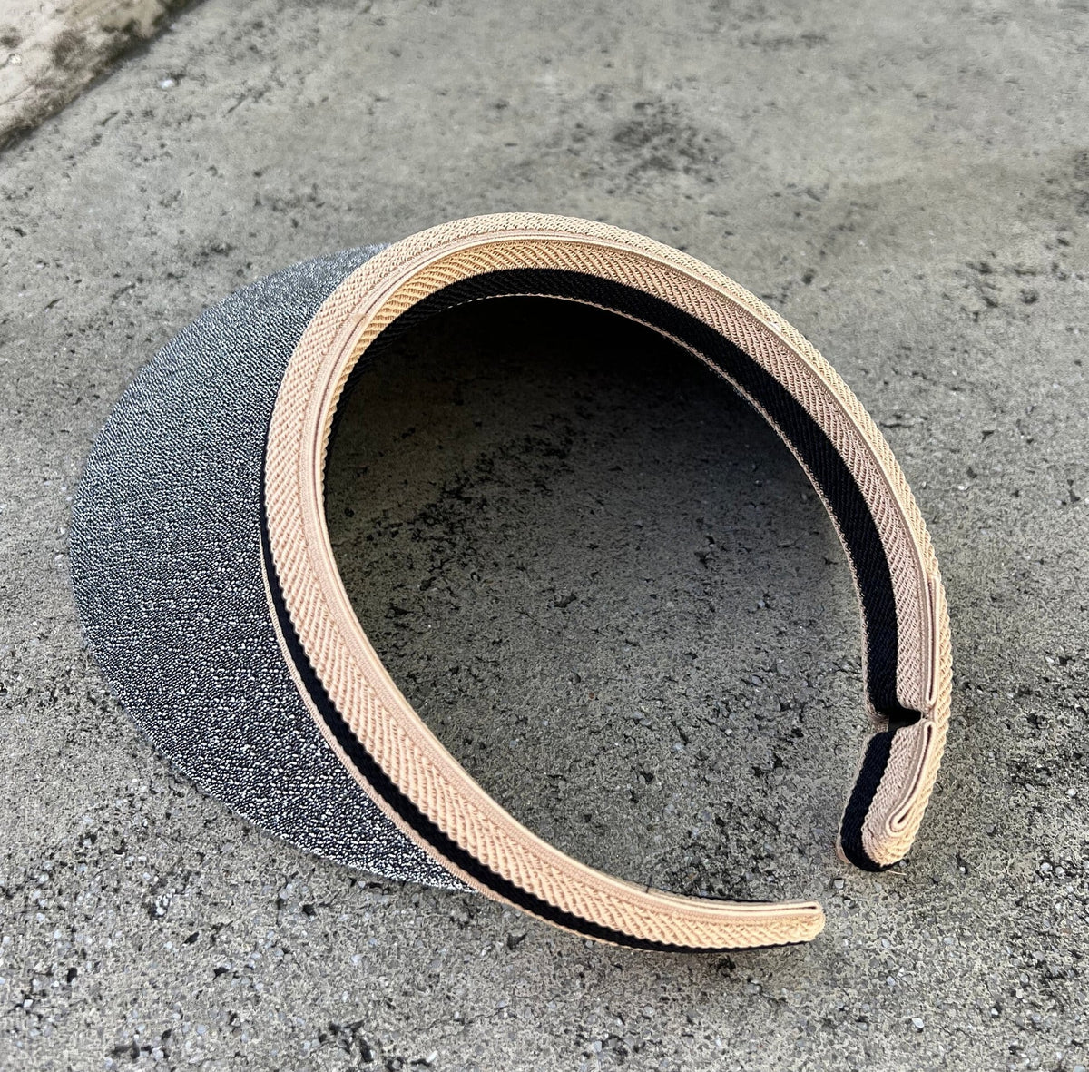 Sya - Shiny Clip-On Visor — product image